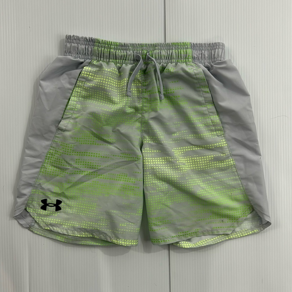 452. Under Armour Light Gray and Lime Green Athletic Shorts (YMD)